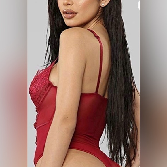 Red Lace Sexy Women's Bodysuit Lingerie - Picture 3 of 6